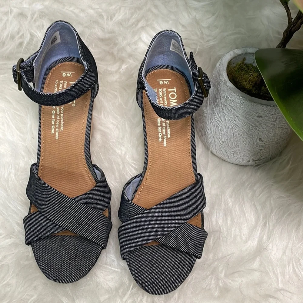 TOMS Sienna Wedge - Picture 2 of 14